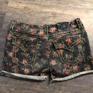 Miss Me Shorts